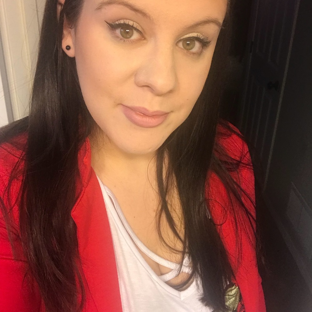 Meet your Posher, Anna